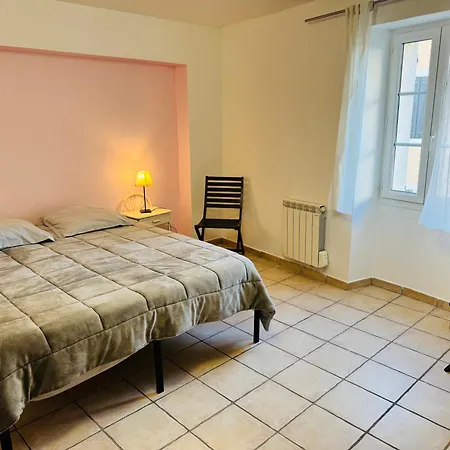 Prázdninový dům Maison De Village A Des Corbieres