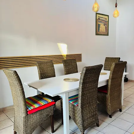 Prázdninový dům Maison De Village A Des Corbieres